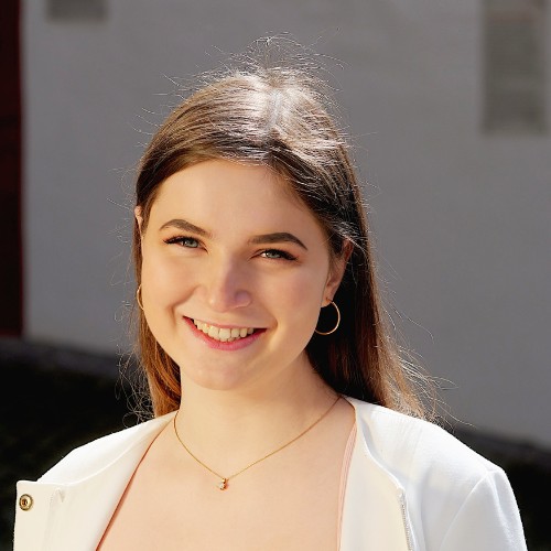 Diana R.