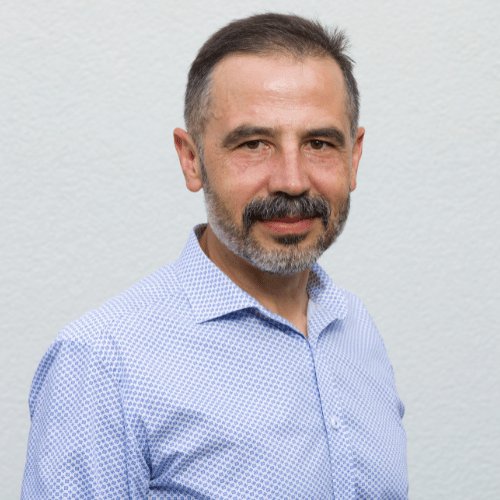 Ricardo L.