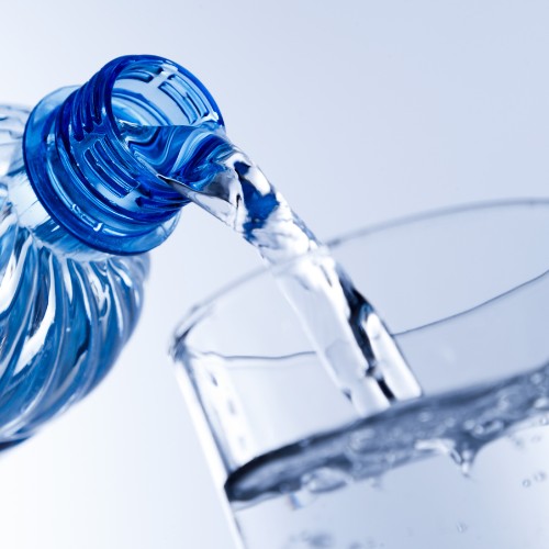 Acompaña con agua