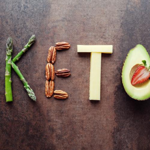 Complementa con una dieta cetogénica